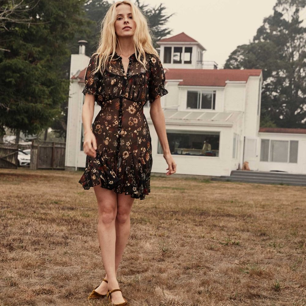 Doen NWT Mira dress in size L